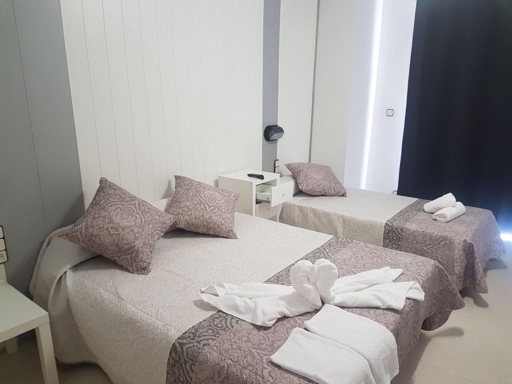 Hotel Aloha بوريانا المظهر الخارجي الصورة